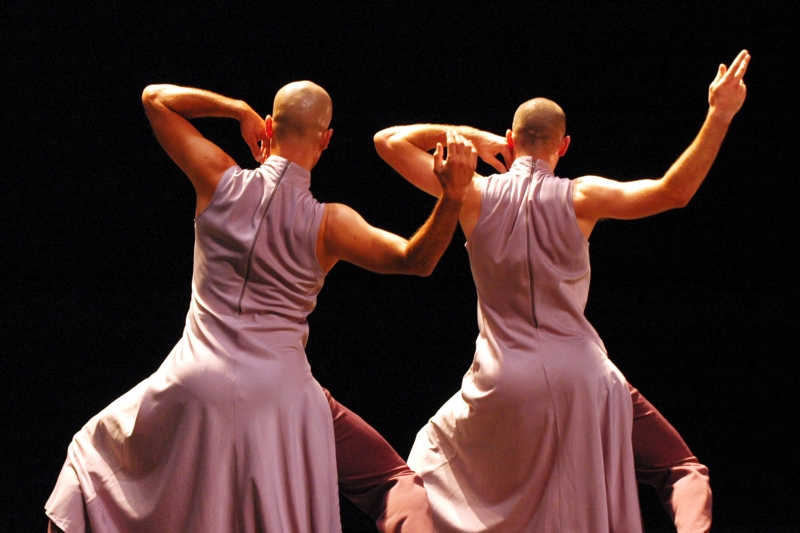 新舞風2010｜財團法人中國信託商業銀行文教基金會｜國藝會補助成果檔案庫